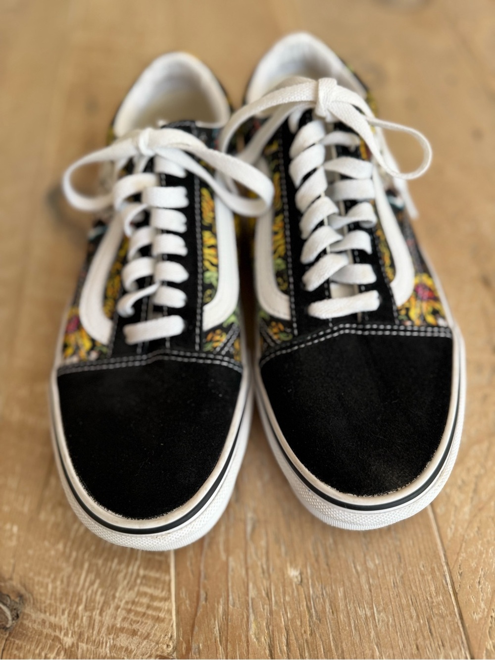 Unisex Vans Old Skool Skull Floral Sneakers M 6.5 W 8 - Picture 2 of 9